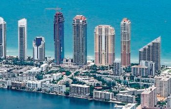 Miami se hunde; estudio revela que edificios y condominios van perdiendo altura