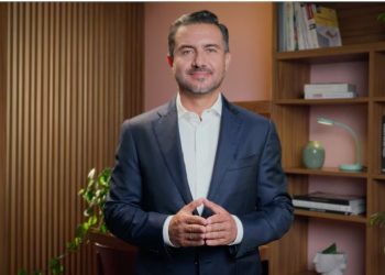 Miguel Ángel Yunes minimiza la amenaza de denuncia en su contra