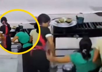 Mujer lanza aceite hirviendo a empleada de fonda en Xalapa (VÍDEO)