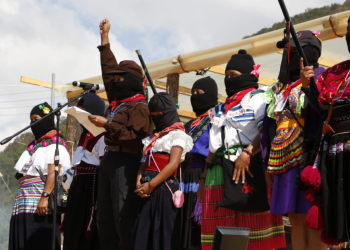 Mujeres indígenas del EZLN critican las reformas de Sheinbaum: “La  4T es una falacia”