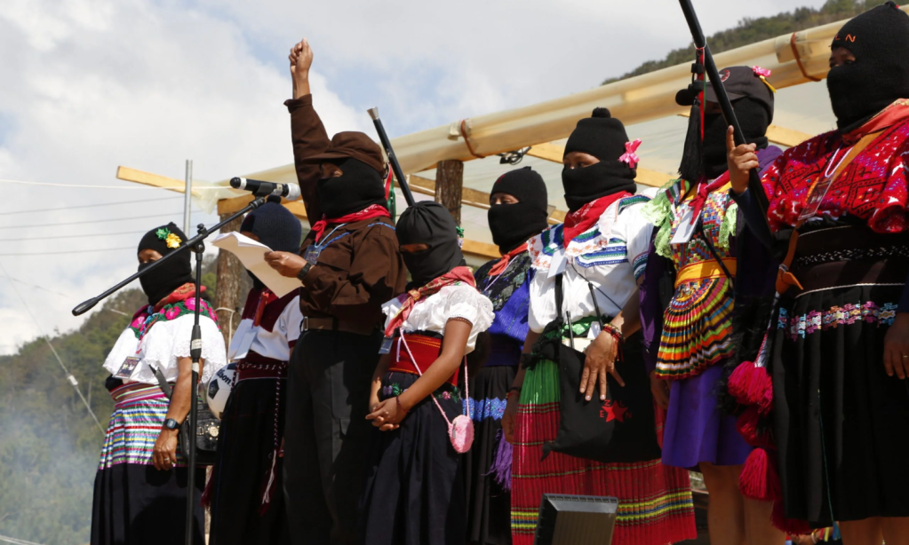 Mujeres indígenas del EZLN critican las reformas de Sheinbaum: “La  4T es una falacia”