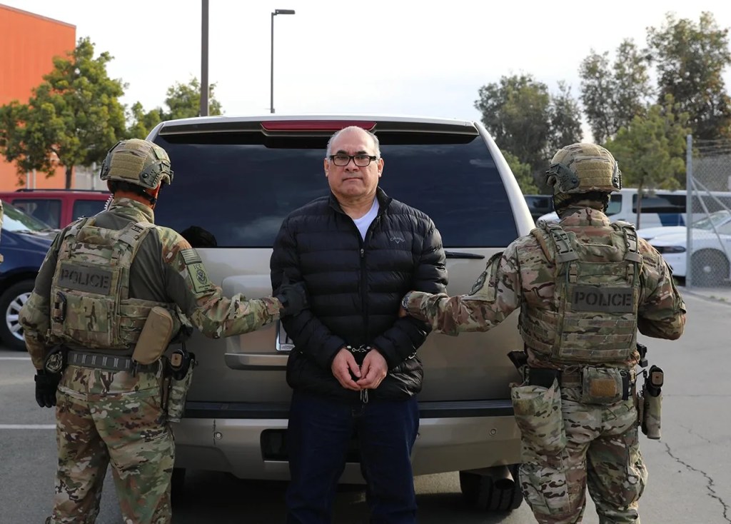 Osiel Cárdenas Guillén, ex líder del Cártel de Los Zetas, fue deportado de los Estados Unidos a México, llegó al Altiplano, Estado de México.