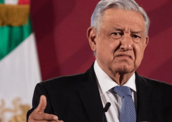 Periodista ganó demanda a AMLO tras ataques en la mañanera: “abusó de su poder”