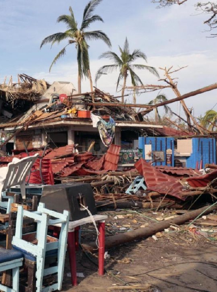 Estragos por el ciclón “Otis” en la zona de playas de Acapulco