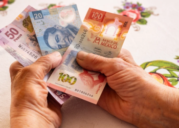 Salario mínimo 2025: Anuncian incremento del 12%