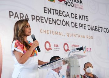 Transforma Mara Lezama la calidad de vida de 300 personas al recibir kits de zapato ortopédico para pie diabético