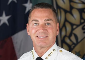Trump designa a Chad Chronister, sheriff de Florida, como jefe de la DEA