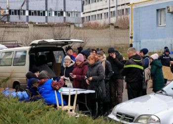 Ucrania celebra entre ataques rusos su tercera Navidad desde el inicio de la invasión