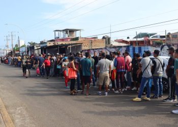 Venezolanos piden ayuda a Donald Trump para resolver la crisis política en su país