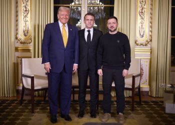 Zelenski considera “buena y productiva” su entrevista con Trump y Macron en París