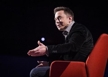 Elon Musk y su supuesta estrategia para destituir a Keir Starmer antes de 2029