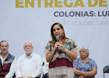 488 familias de Solidaridad reciben de Mara Lezama sus títulos de propiedad y comienzan una nueva historia de vida