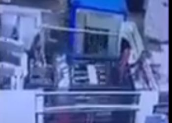 VIDEO: Tragedia en Cancún, hombre muere aplastado por maquinaria mientras trabajaba