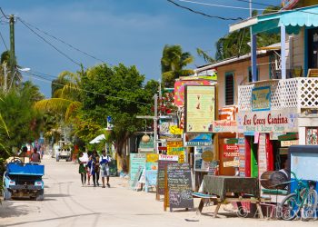 ¡NUEVO IMPULSO AL COMERCIO! Quintana Roo y Belice trabajan en una conexión logística para potenciar exportaciones