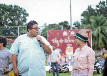 Los Reyes Magos llevan alegría y sonrisas a la comunidad de Calderitas