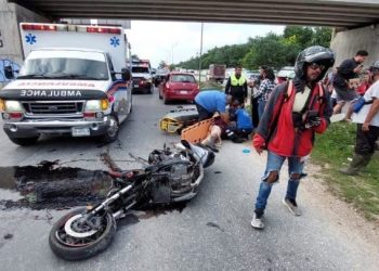 Familiares de motociclistas accidentados acusan de negligencia médica al IMSS de Playa del Carmen