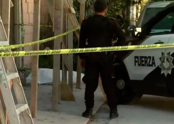 Tragedia en Bacalar: albañil muere tras caer de un andamio