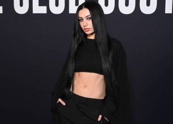Charli XCX protagonizará película de A24