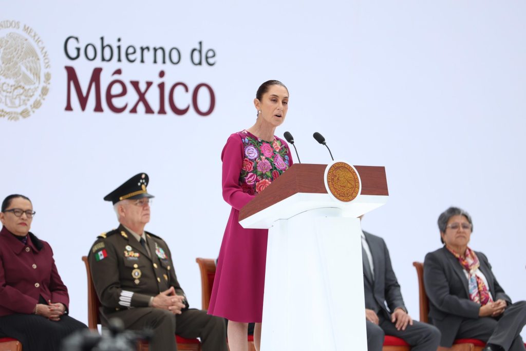 Claudia Sheinbaum Prado, presentó su informe por los 100 días de gobierno y destacó puntos clave en migración, seguridad, educación, salud, programas sociales y la relación de México con Estados Unidos.