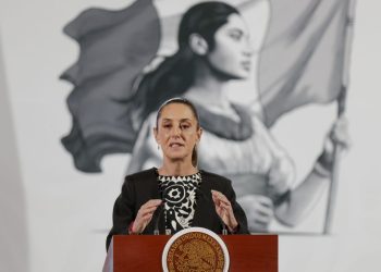 Claudia Sheinbaum pide “calma” frente a los decretos de Donald Trump