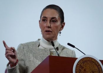 Claudia Sheinbaum rechaza cambio de nombre del Golfo de México en Google