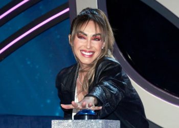 Anahí defiende su honestidad tras acusaciones de trampa en “¿Quién es la máscara?”