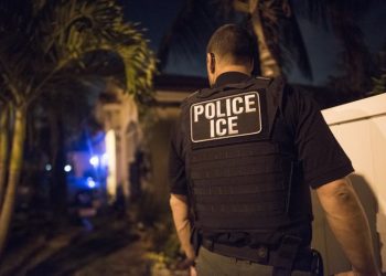 EE.UU. hará redadas en 3 ciudades cada semana, con mil 200 migrantes detenidos diarios como objetivo