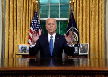 En EE.UU. “se está gestando una oligarquía”, advierte Joe Biden