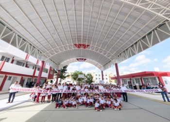 Entrega Mara Lezama para más de 200 estudiantes de la primaria “Miguel Vidal Alcocer” un domo y dos nuevas aulas didácticas