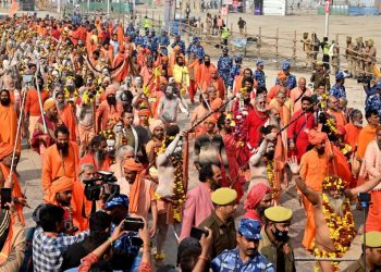 Estampida durante el festival Kumbh Mela en India deja 30 muertos