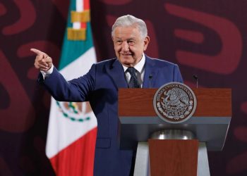 Estarían armando en EE.UU. un expediente contra el expresidente López Obrador