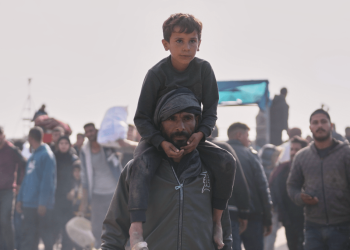 Gaza, el lugar más mortal para los niños: más de 13,000 muertos y unos 25,000 heridos en la guerra, según la ONU