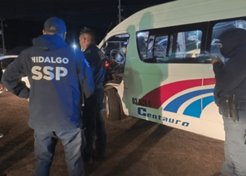 Hombres con metralleta asaltan transporte público en Hidalgo