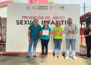 Imparte DIF Solidaridad plática de prevención a padres de familia