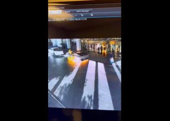 Investigan como posible acto terrorista la explosión de una Cybertruck frente a un Trump Hotel en Las Vegas