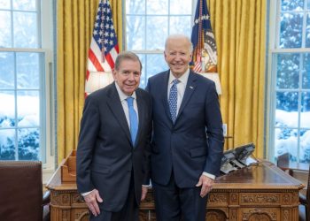 Joe Biden respalda victoria democrática de Edmundo González