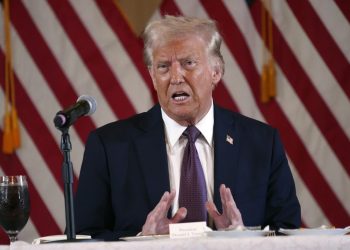 Juez falla contra Donald Trump, pero no le impone ninguna sanción