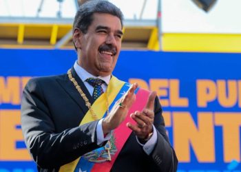 Maduro dice que se prepara con Cuba y Nicaragua para “tomar las armas” de ser necesario