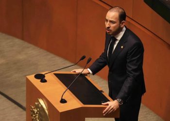 Marko Cortés alerta sobre crisis migratoria por imposición de “Quédate en México”; pide negociar a Claudia Sheinbaum