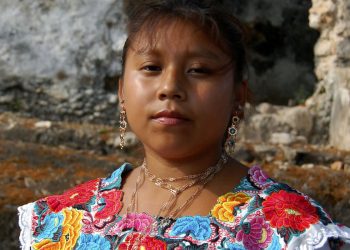 Impulsan inclusión con certificación de intérpretes en lengua maya