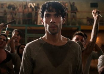Mira a Diego Calva en el trailer de ‘Celda 211’, la nueva serie de Netflix
