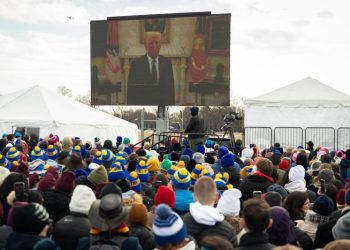 Ordena Trump cortar el uso de fondos federales que financien o promuevan el aborto
