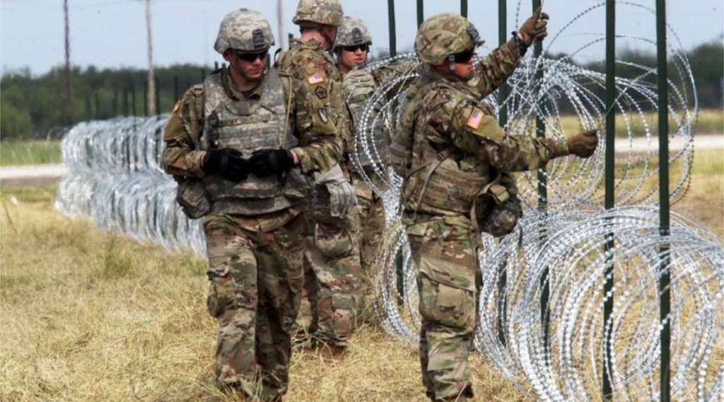 El Comando Norte de Estados Unidos mencionó que los marines que vienen como parte de los mil 500 soldados iniciales son de batallones de ingenieros de combate en Camp Pendleton, California.