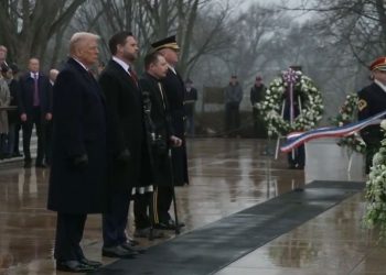 ¿Qué hace hoy Donald Trump?, en la víspera de tomar posesión