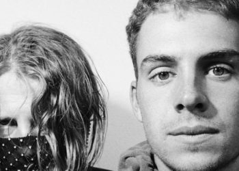 Royel Otis: pop vocal sobre guitarras aceleradas con melodías que no salen de tu mente