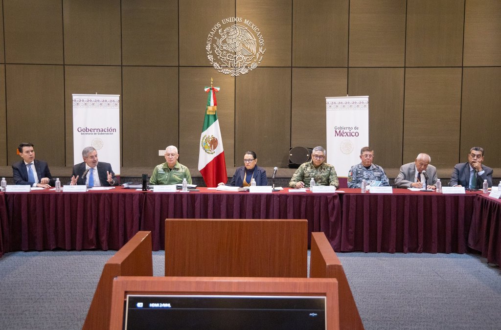 El gabinete de la presidenta Claudia Sheinbaum prepara una estrategia migratoria ante las posibles deportaciones masivas.