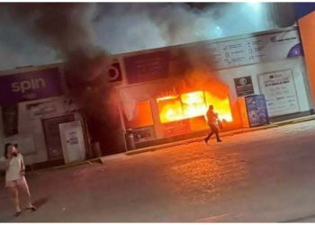 Tabasco recibe el 2025 con ola de violencia; atacan negocios y estaciones de policía