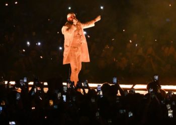 The Weeknd cancela conciertos y atrasa lanzamiento de su nuevo disco por incendios en California