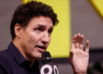 Trudeau advierte a Trump que Canadá está preparada para responder “con todo” a aranceles