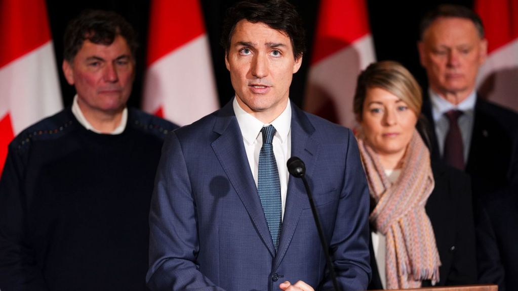 Justin Trudeau advierte que habrá una "fuerte respuesta" de Canadá si Donald Trump impone aranceles de 25%